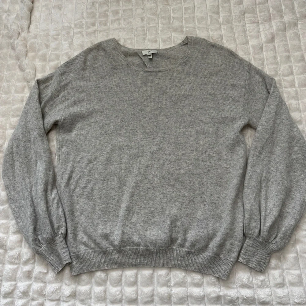 Joie Small Airic Gray Cashmere & Wool Open Back Sweater ~ Classic Minimalist